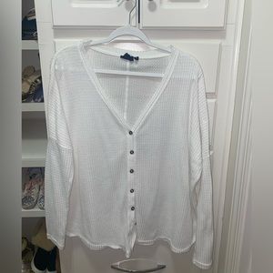 URBAN OUTFITTERS light sweater - size MEDIUM